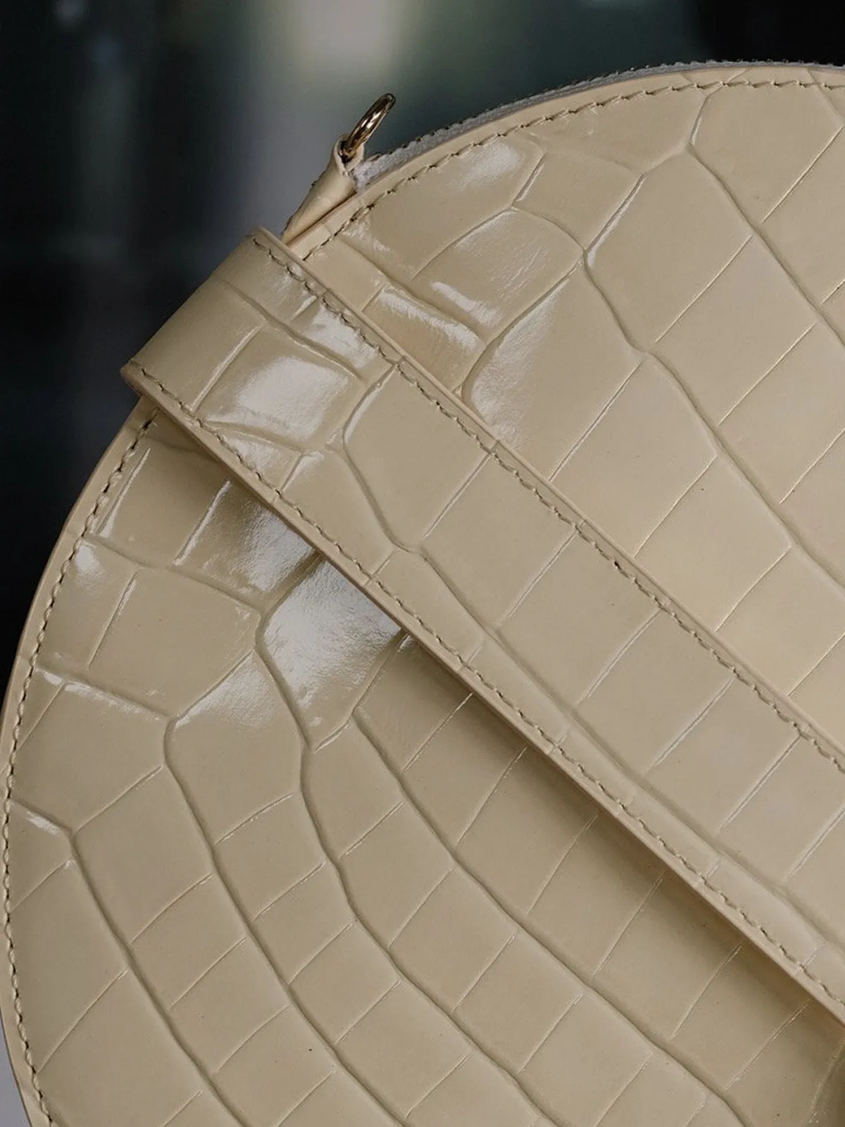 A.Cloud Future Notes Round Bag - Cream