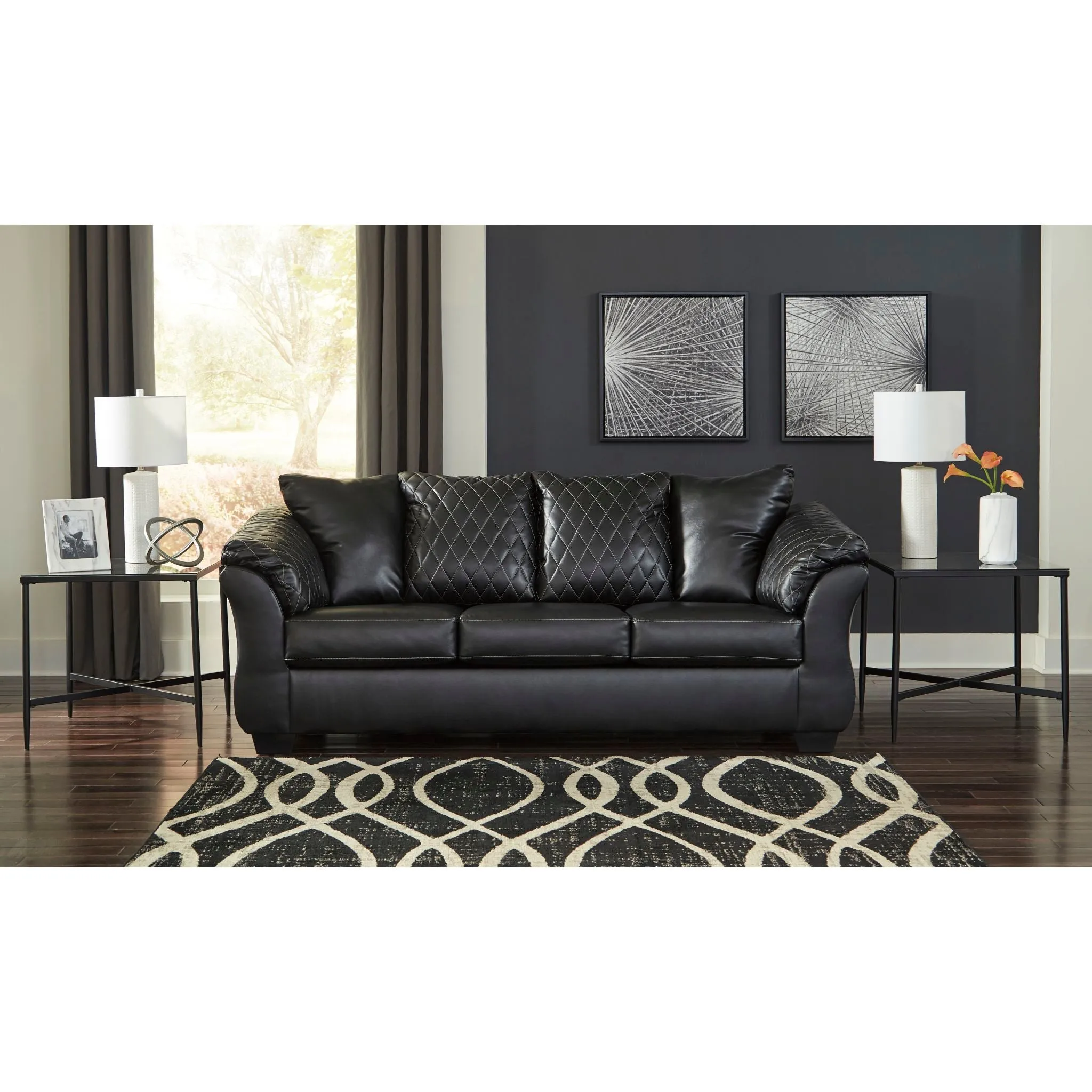 Betrillo Sofa - Black