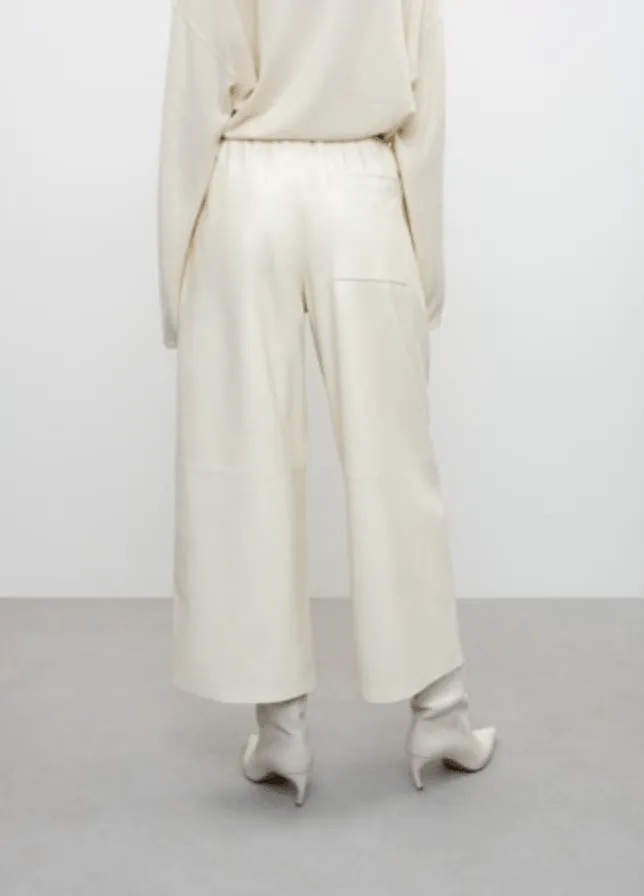 Elizabeth Easy Fit Pant