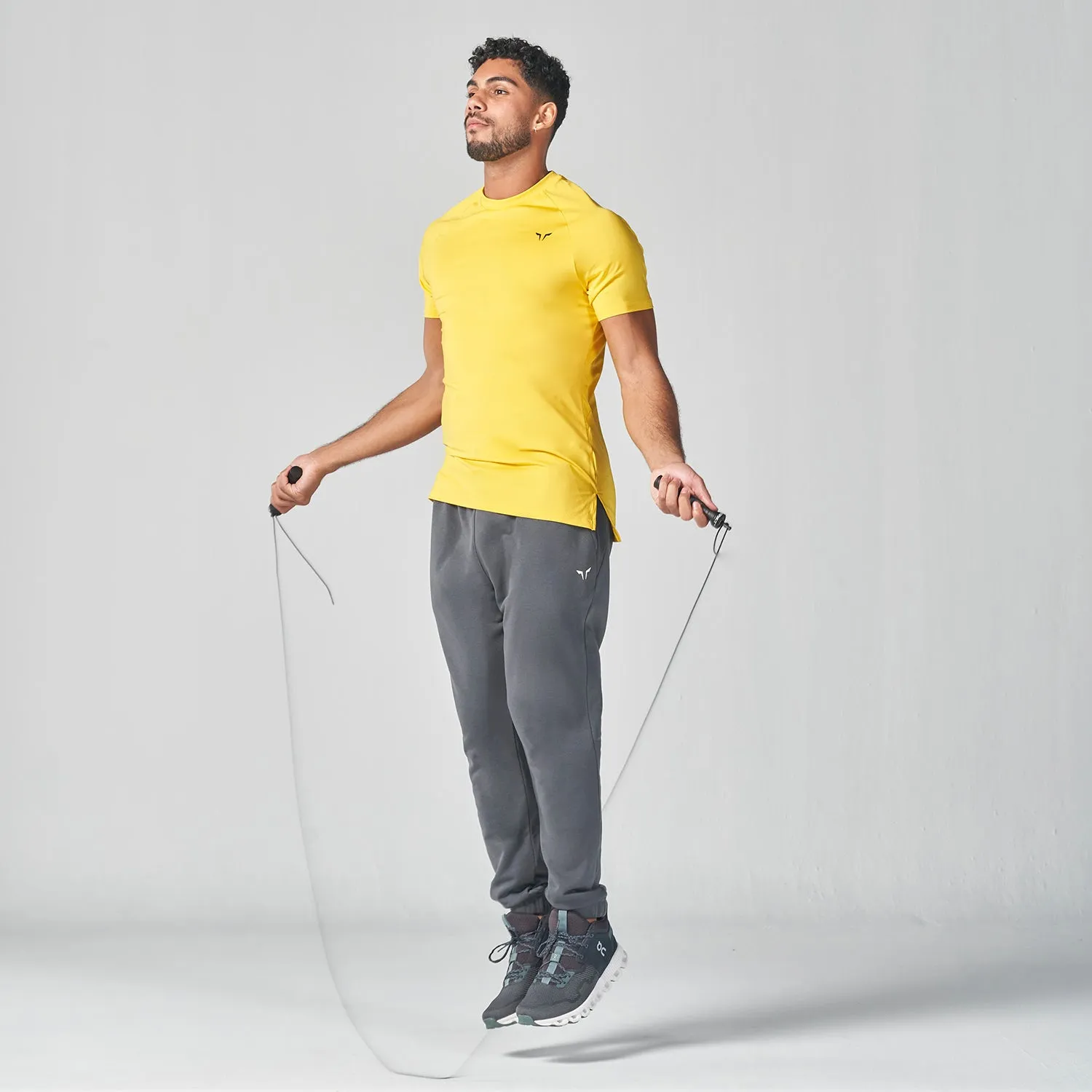 Essential Ultralight Gym Tee - Yellow