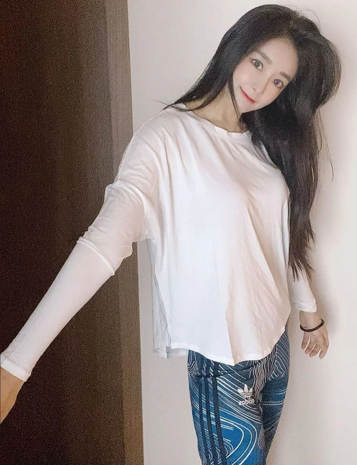 Gym Batwing Tunic Tops white ins_Gym