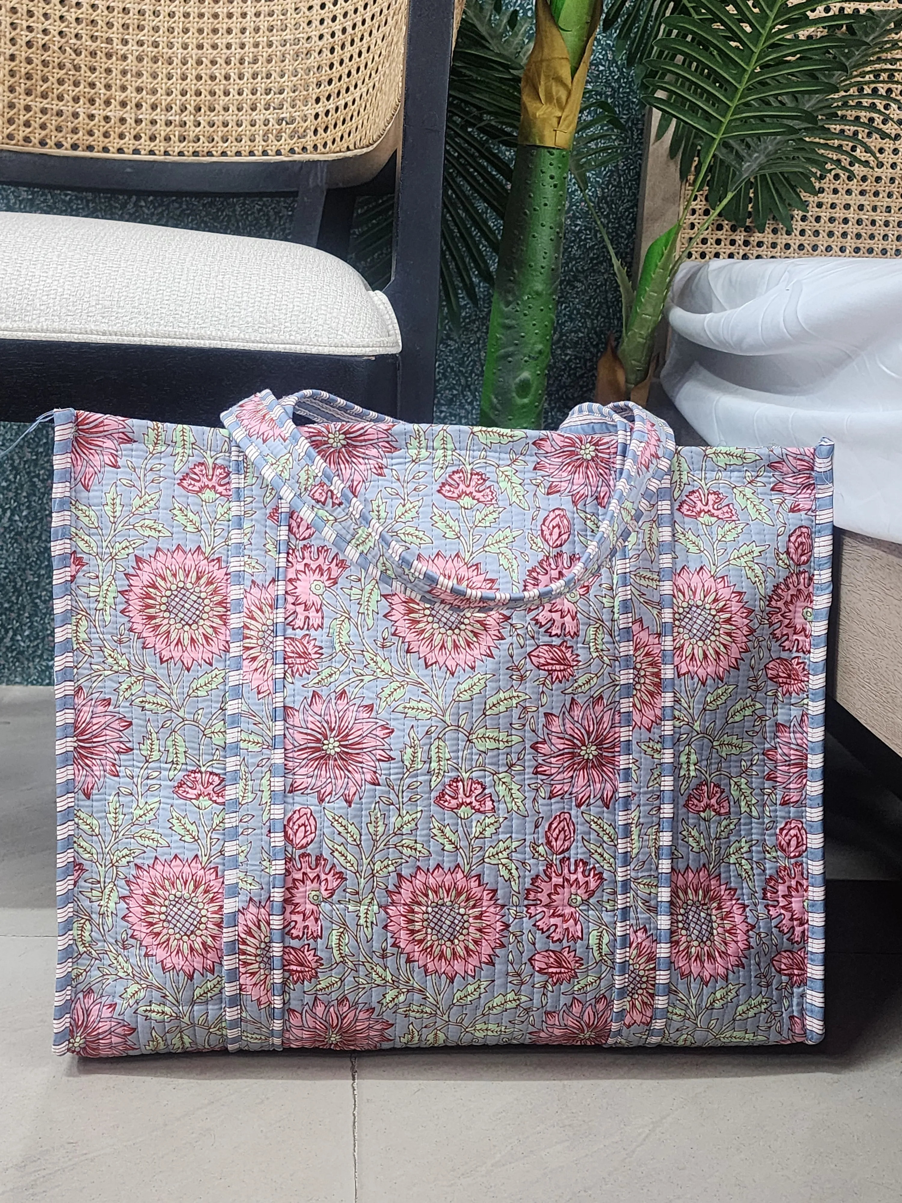 Multicolor Jute Handblock Printed Tote Bag Without Zip