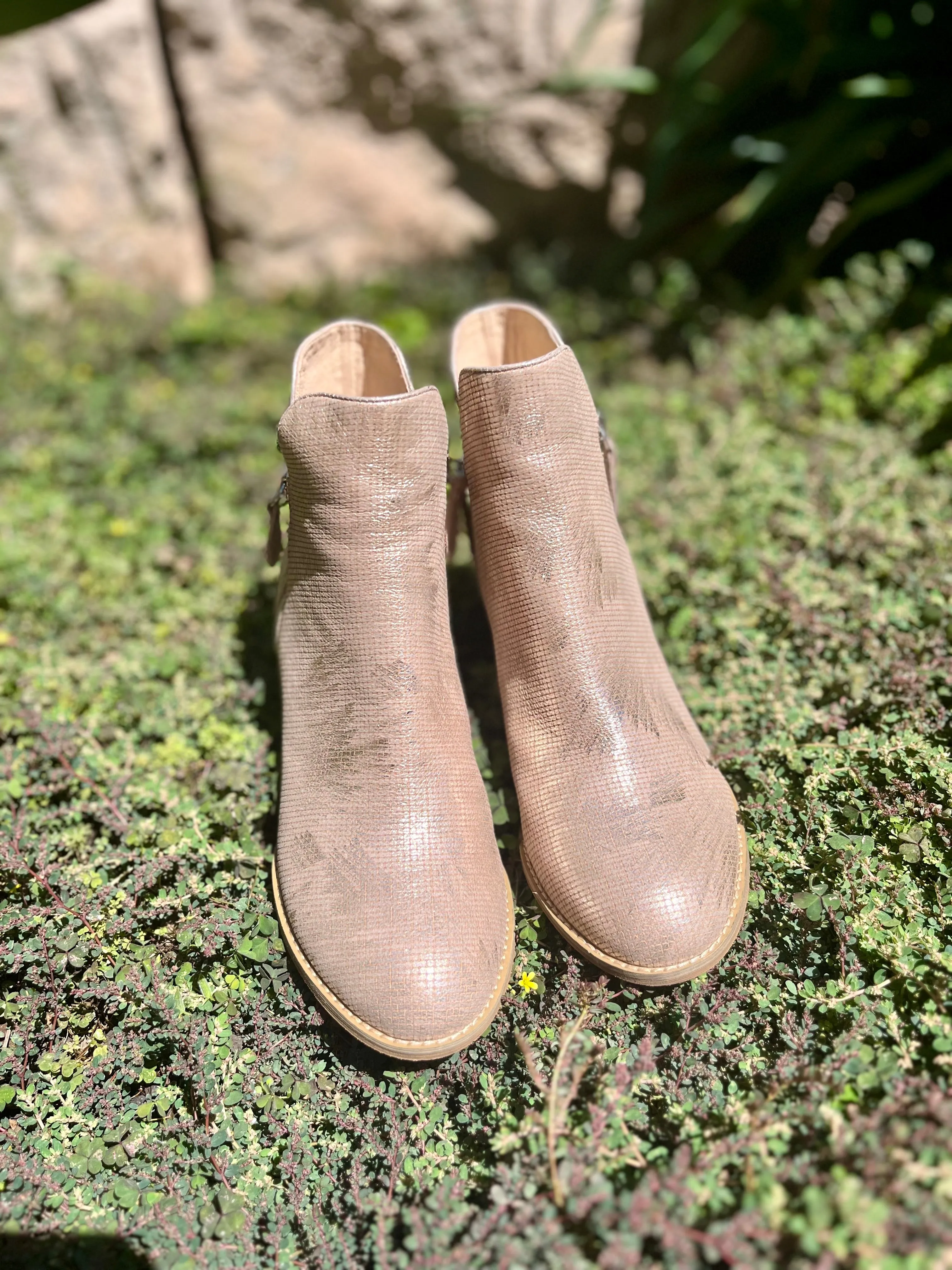 Shiannely Boots - Platino Natural