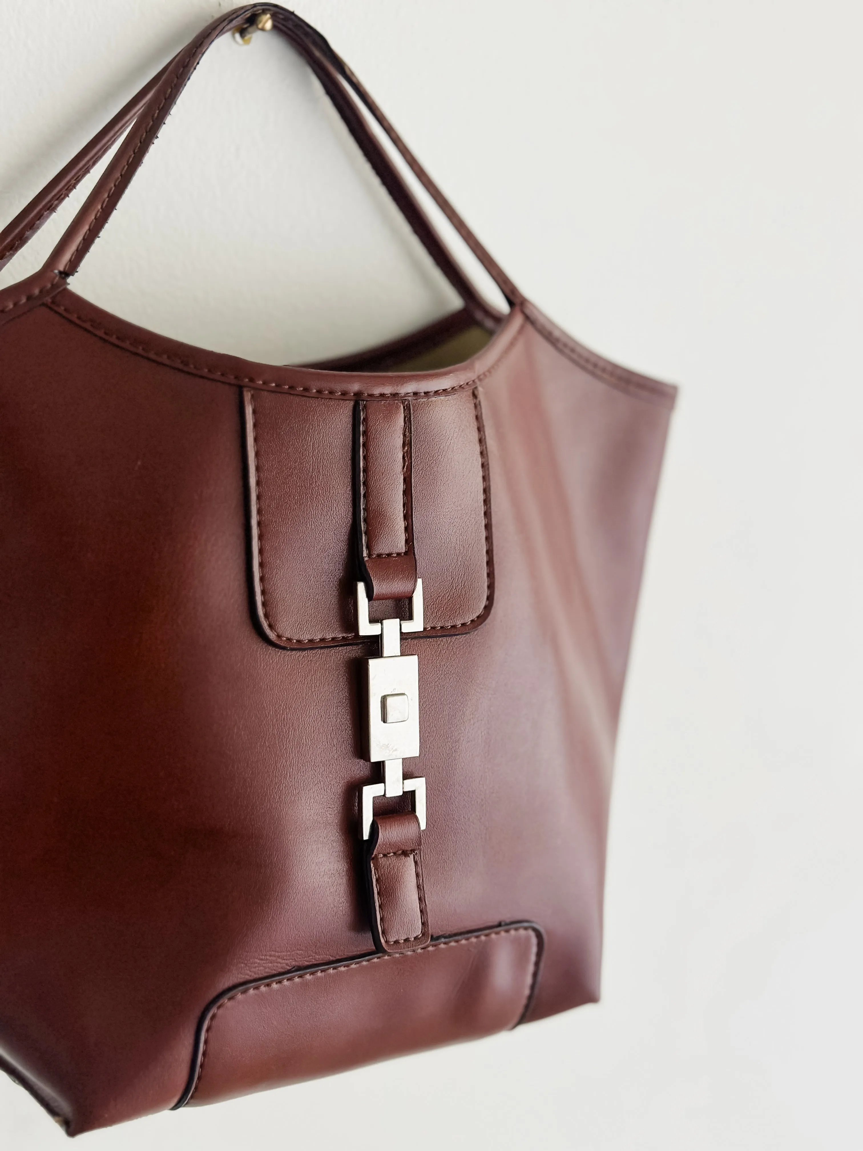 vintage russet faux leather handbag