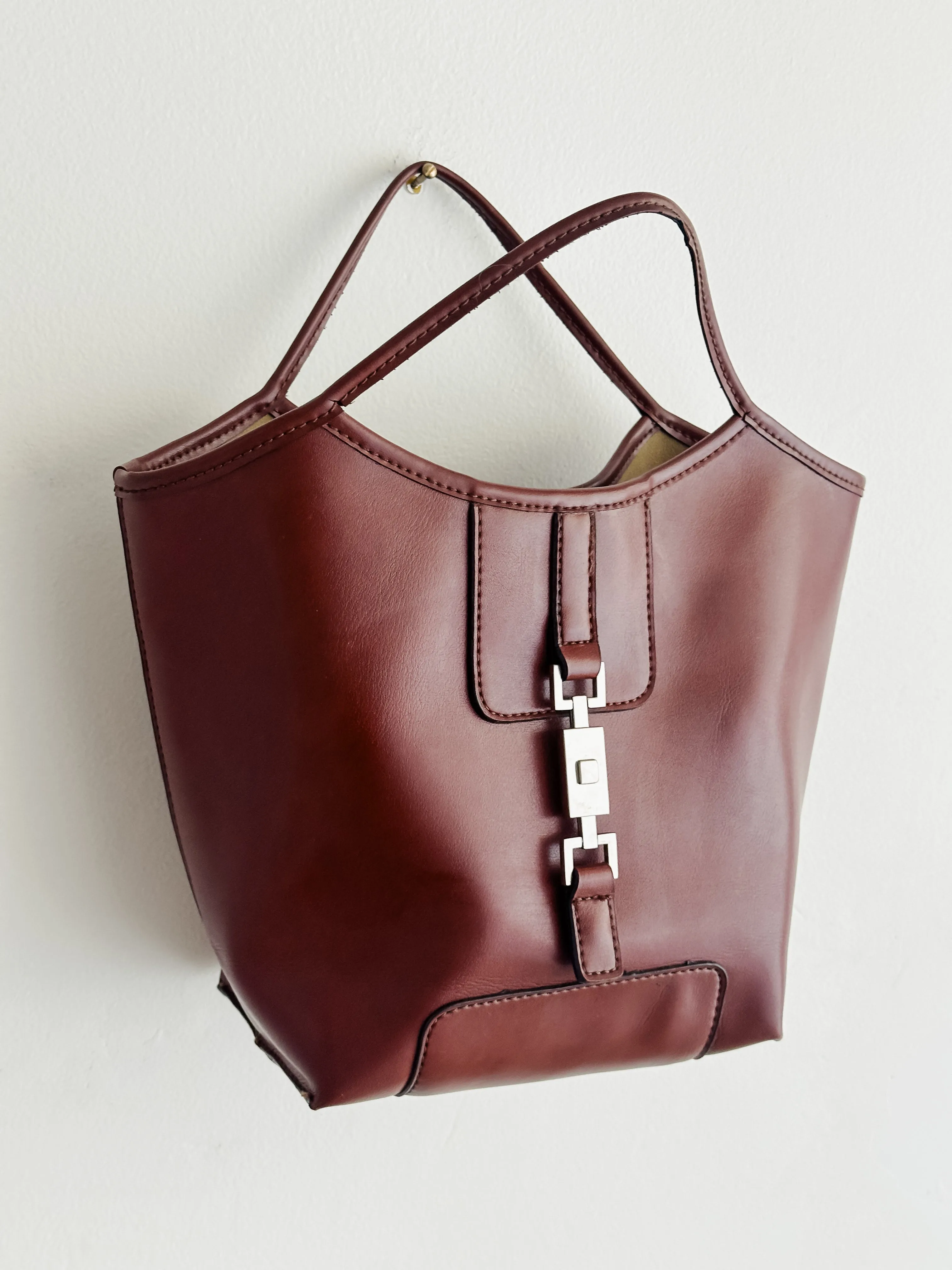 vintage russet faux leather handbag