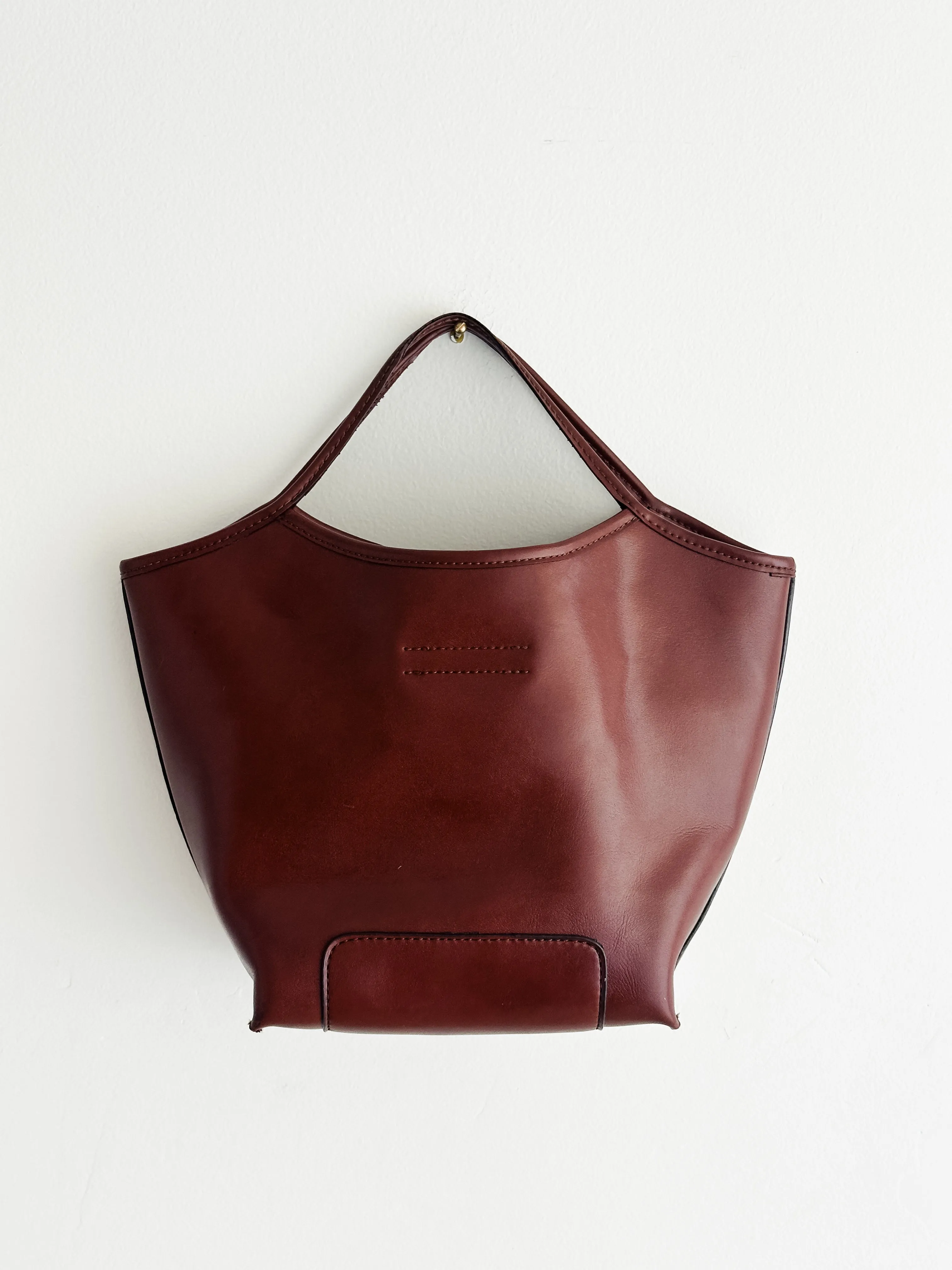 vintage russet faux leather handbag